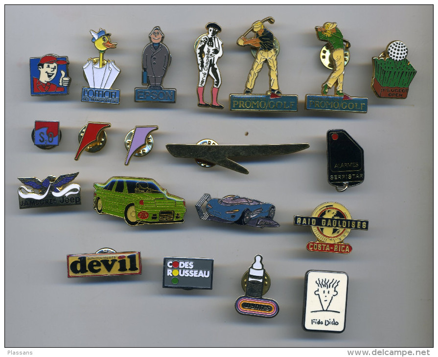 Collection 20 Pin´s Divers Pins. Golf, Hervé Chapelier , Automobile, Renault . Pins - Lots