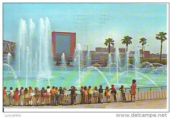 BEAUTIFUL FRIENDSHIP FOUNTAIN .....JACKSONVILLE . - Jacksonville