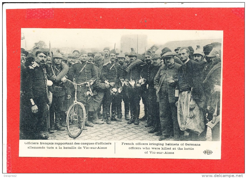 02 VIC Sur AISNE Cpa Animée Officiers Français Ramenant Casque Allemands     Edit ELD - Vic Sur Aisne