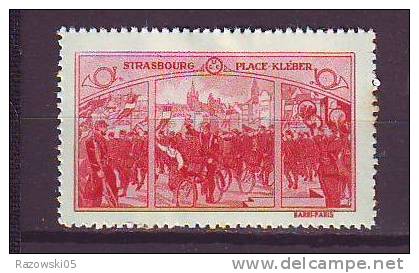 FRANCE. TIMBRE. VIGNETTE. UCC. CHASSEURS. GUERRE. STRASBOURG. KLEBER.CYCLISTES. ARC TRIOMPHE.  MILITAIRE. - Militair