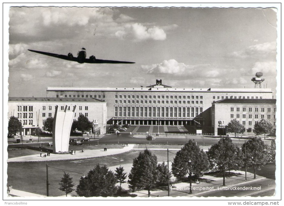 GERMANY/ALLEMAGNE - BERLIN-TEMPELHOF LUFTBRUCKENDENKMAL / AIRPORT / AEROPORT / AEROPORTO / AVION/AIRPLANE /BERLIN STAMPS - Aerodromi