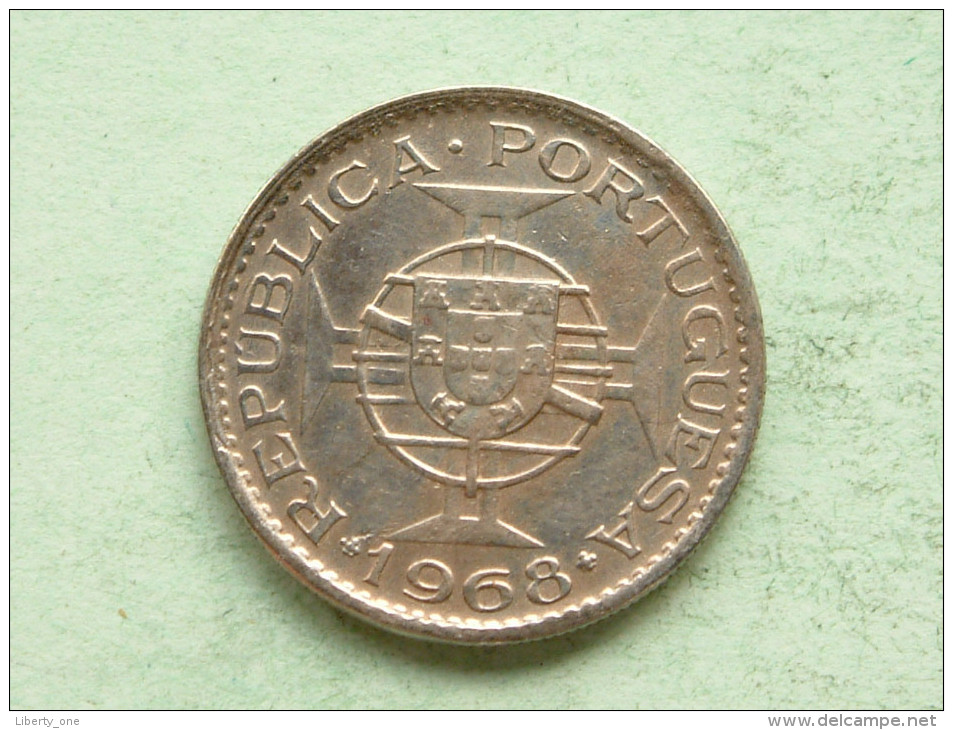 1968 - 2 $ 50 / KM 77 ( Uncleaned Coin - For Grade, Please See Photo ) !! - Angola
