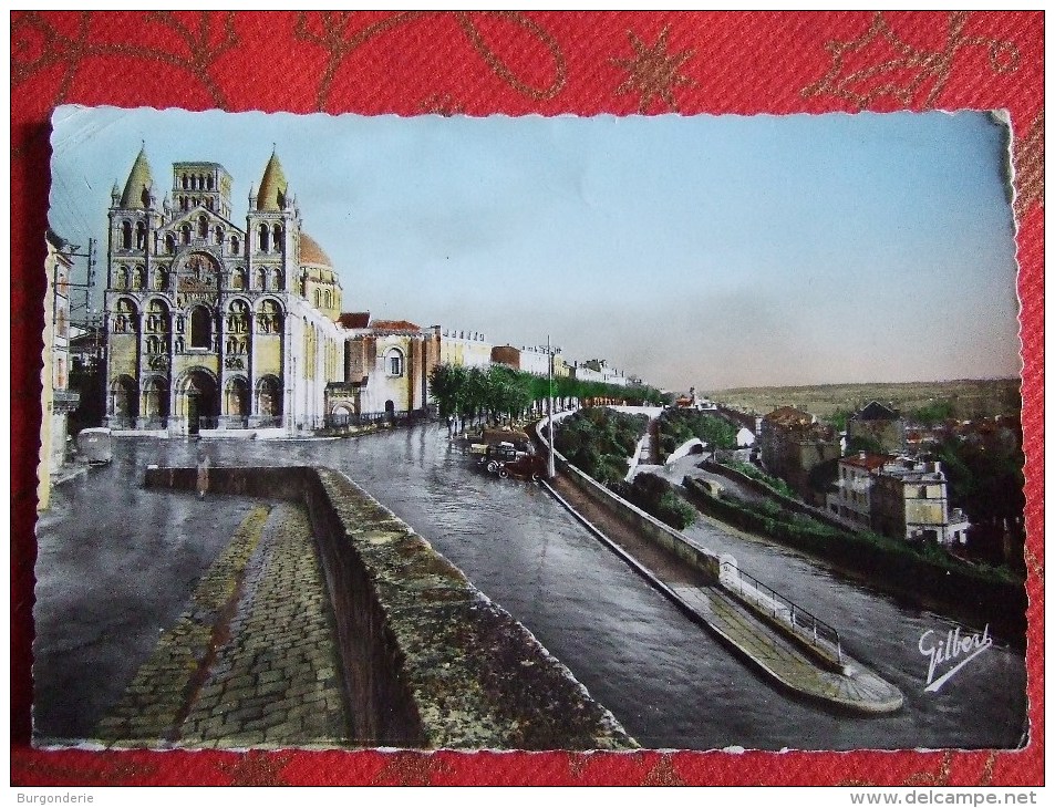 ANGOULEME / JOLI LOT DE 11 CARTES / TOUTES LES PHOTOS ET DESCRIPTIFS - Angouleme