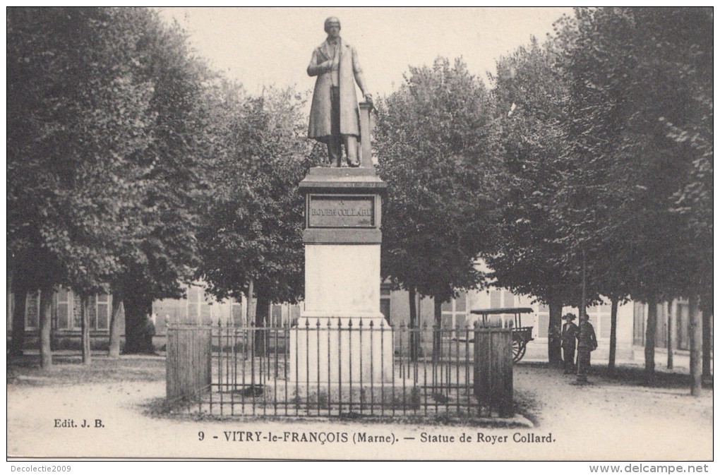 BF5924 Vitry Le Francois Statue De Royer Collard    France  Front/back Image - Vitry-la-Ville