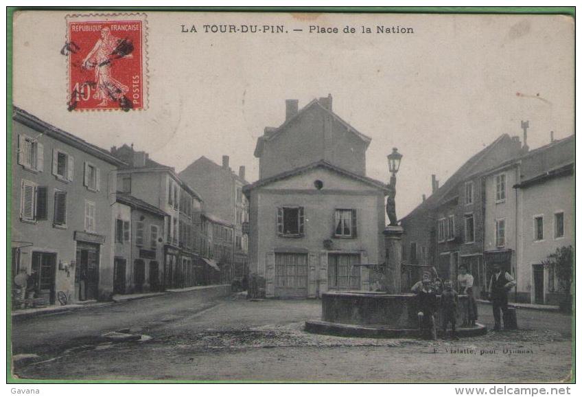 38 LA TOUR-du-PIN - Place De La Nation - Autres & Non Classés