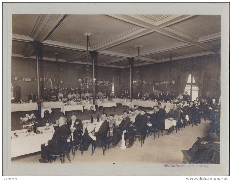 GRENOBLE,1900,ISERE,REPAS ,MEETING,MAIRIE,HOTEL DE VILLE,POLITIQUE,,HOMMES IMPORTANTS - Places
