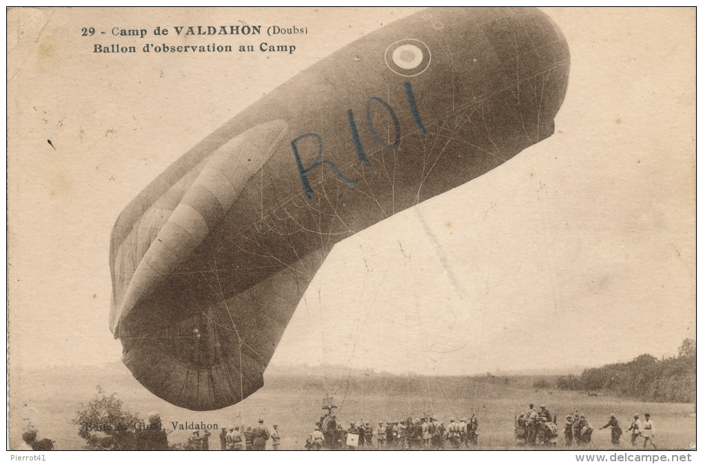 AVIATION - Camp De VALDAHON - Ballon D'observation Au Camp - Dirigibili