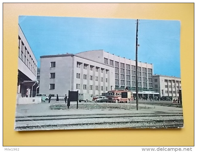 SARAJEVO-railway Station-ZELEZNICKA STANICA,Bahnhof,GARE-BUS - Bosnia Erzegovina