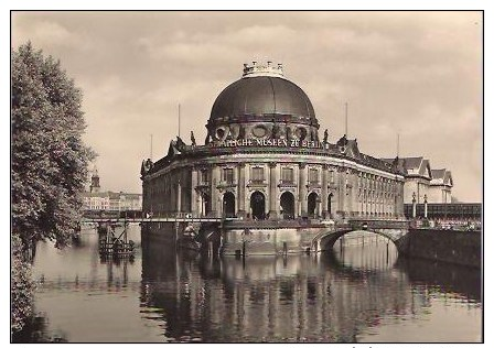 36-305 // DDR - BERLIN   STAATLICHE MUSEEN Zu  BERLIN  1967 - Mitte