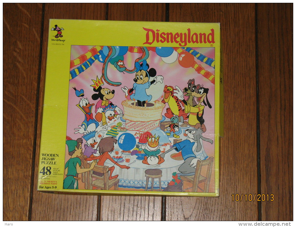 Puzzle Disneyland 2- 48 Pièces En Bois 285 X 285 Mm - Mickey Mousse Et Ses Amis - Walt Disney Productions - Puzzles