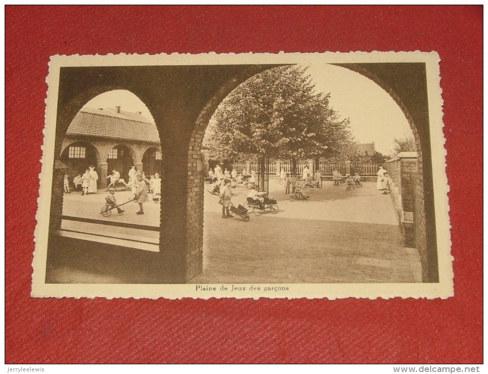 CINEY  -  Institut De L´ Enfant Jésus - Plaine De Jeux Des Garçons - Ciney