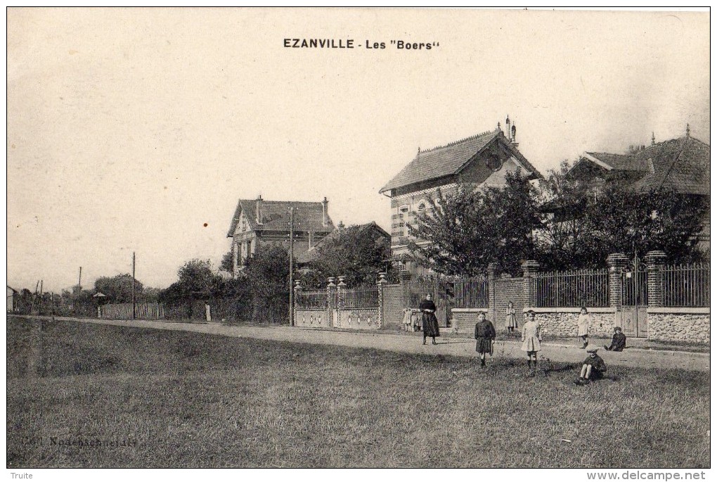 EZANVILLE LES BOERS ENFANTS - Ezanville