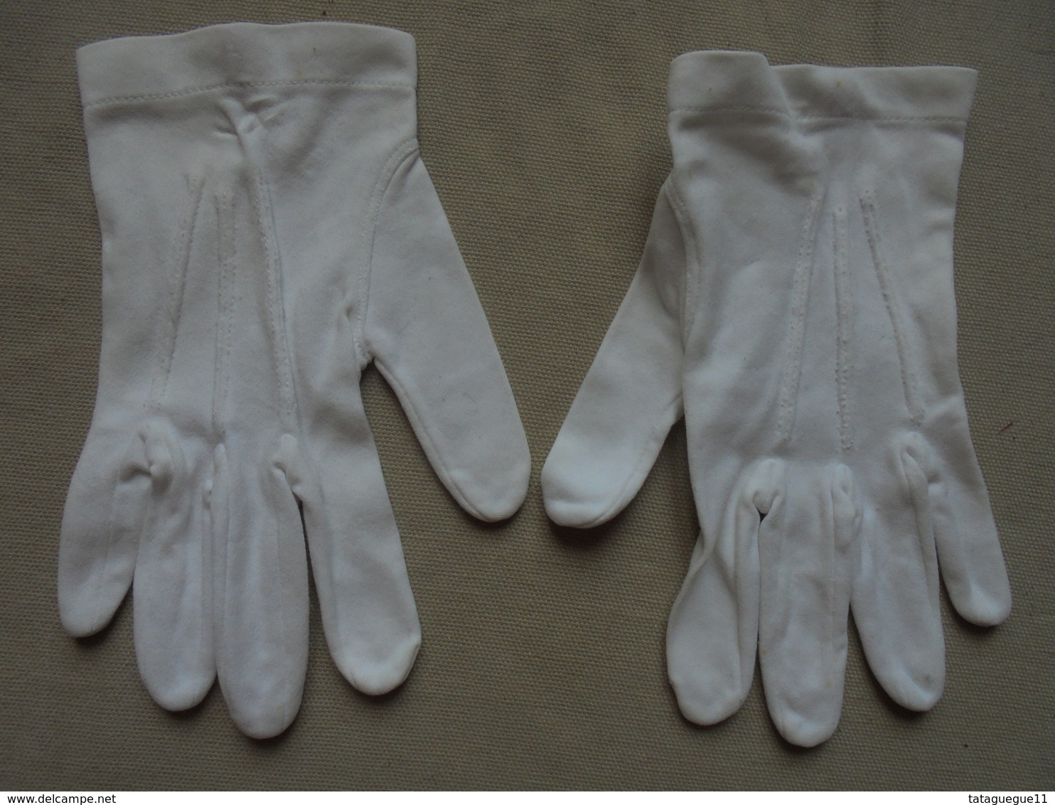 Ancien - Paire De Petits Gants Blanc "cérémonie" Enfant (fillette) - 1940-1970