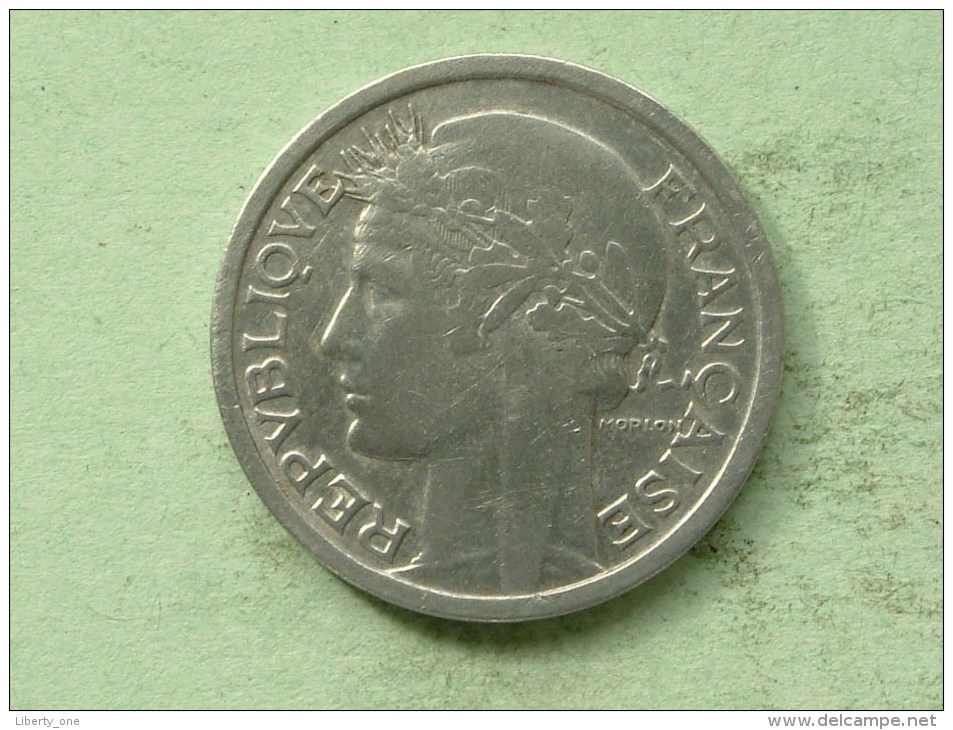 1945 B - 1 Franc / KM 885a.2 ( Uncleaned Coin / For Grade, Please See Photo ) !! - Autres & Non Classés