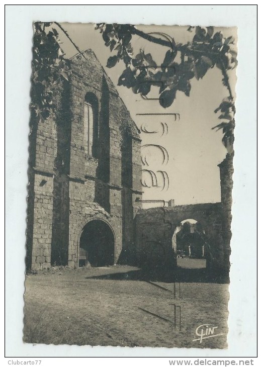 Le Genest-Saint-Isle (53) : Abbaye De Clermont Environ 1958  PF. - Le Genest Saint Isle