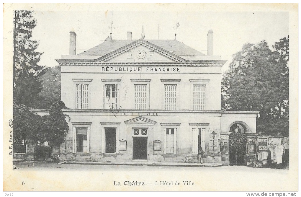 La Châtre - L'Hôtel De Ville, Mairie - La Chatre