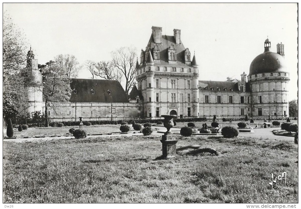Château De Valençay - Façade Principale Sur Le Jardin Français - Carte Yvon Non Circulée - Autres & Non Classés