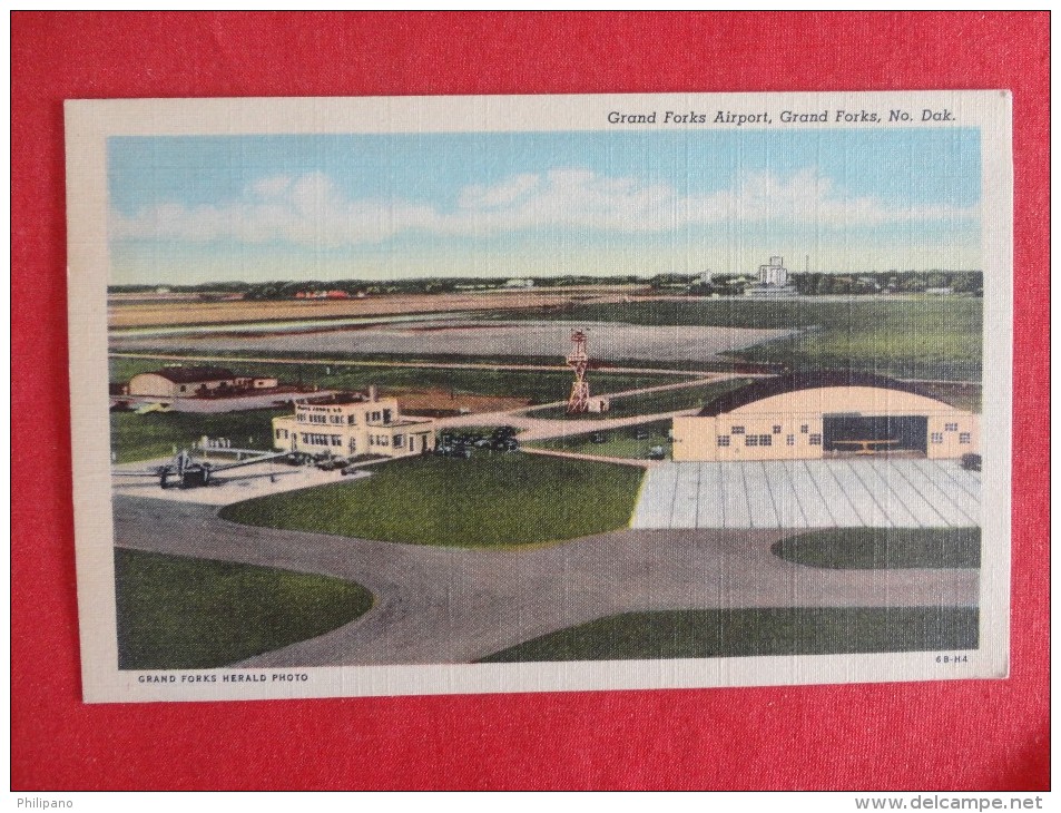 North Dakota > Grand Forks  Airport   Not Mailed   Ref 1279 - Grand Forks