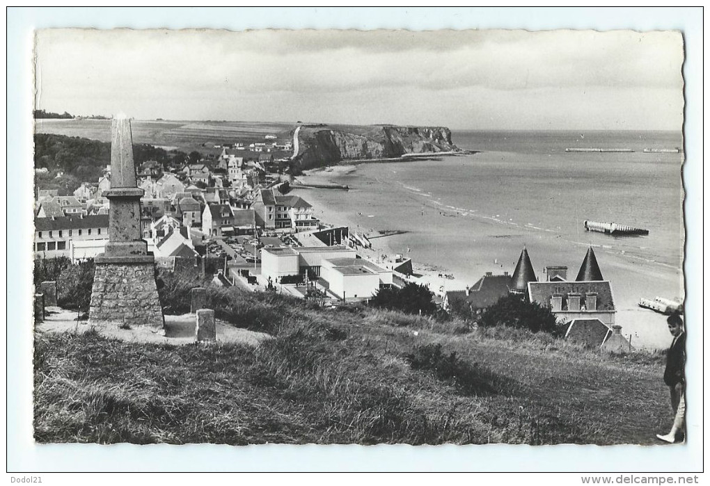 Arromanches - Vue Générale De La Plage - Port Winston Et Le Musée - CPSM Petit Format - Arromanches