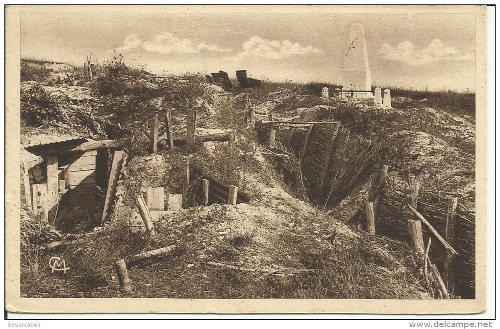 BATAILLE DE VERDUN, MONUMENT ELEVE EN 1920 SUR LA CRÊTE DU RAVIN DE LA BÊCHE...A LA MEMOIRE DE ... - Verdun