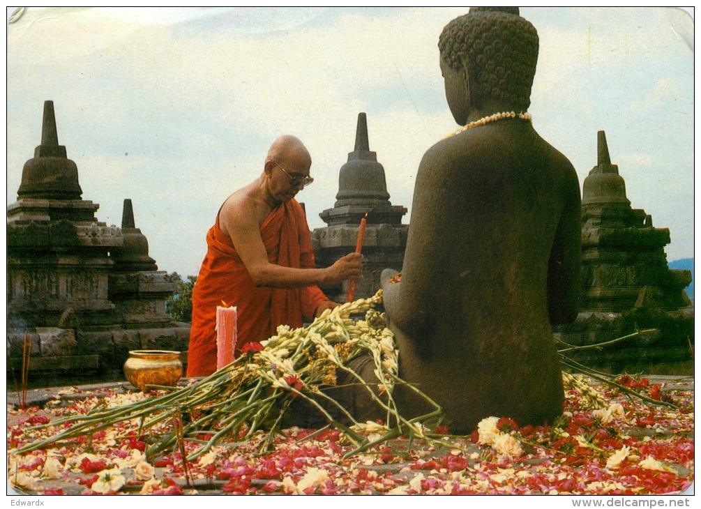 Borobudur Temple, Indonesia Postcard Posted 1986 Singapore Stamp - Indonesia