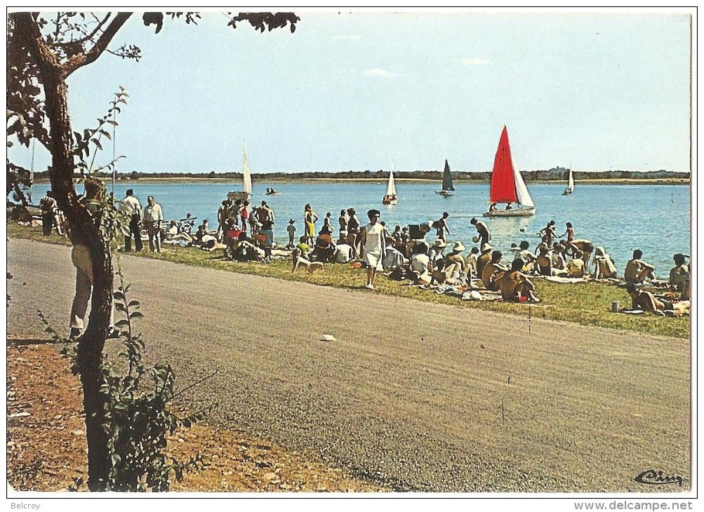 Dépt 36 - LINGÉ - La Gabrière - (plage, Baignade)- CPSM 10,5 X 15 Cm - Autres & Non Classés