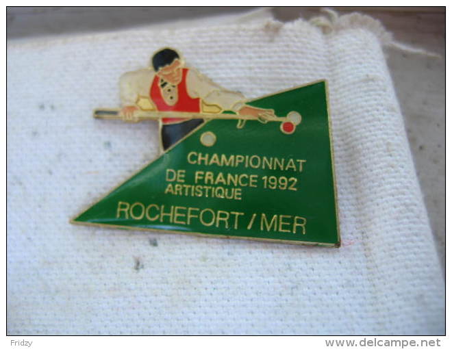 Pin´s Du Championnat De FRANCE 1992 De Billard Artistique à ROCHEFORT/MER - Billares