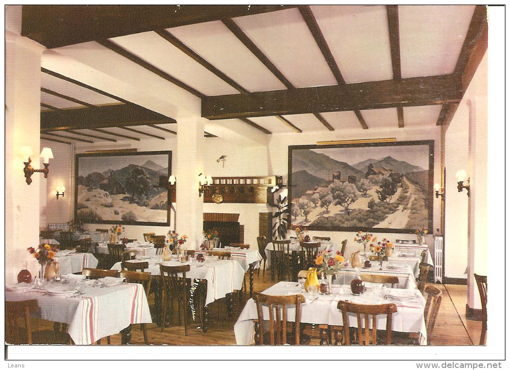 Restaurant Saint Joseph De Supervaltech - MONTBOLO - Alberghi & Ristoranti