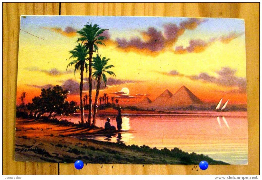 EGYPTE N° 4 SUNSET AT PYRAMIDS GIZEH COUCHER DE SOLEIL SUR LES PYRAMIDES SIGNE D VASSILI...? SCAN R/V - Gizeh