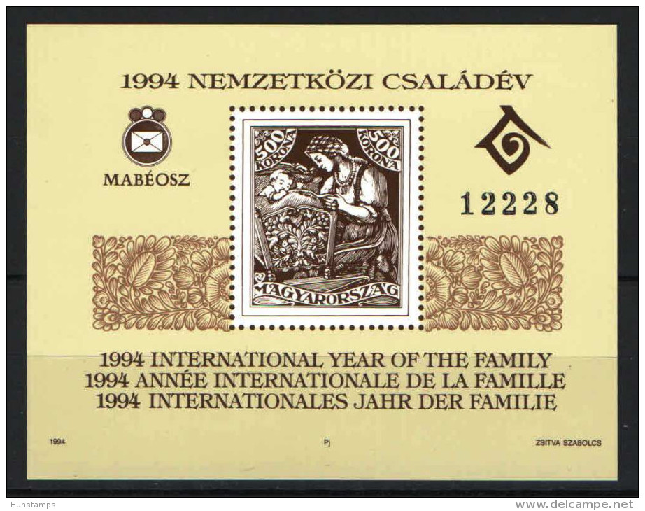 Hungary 1994. International Family Year Very Nice Commemorative Sheet Special Catalogue Number: 1994/K2 - Commemorative Sheets