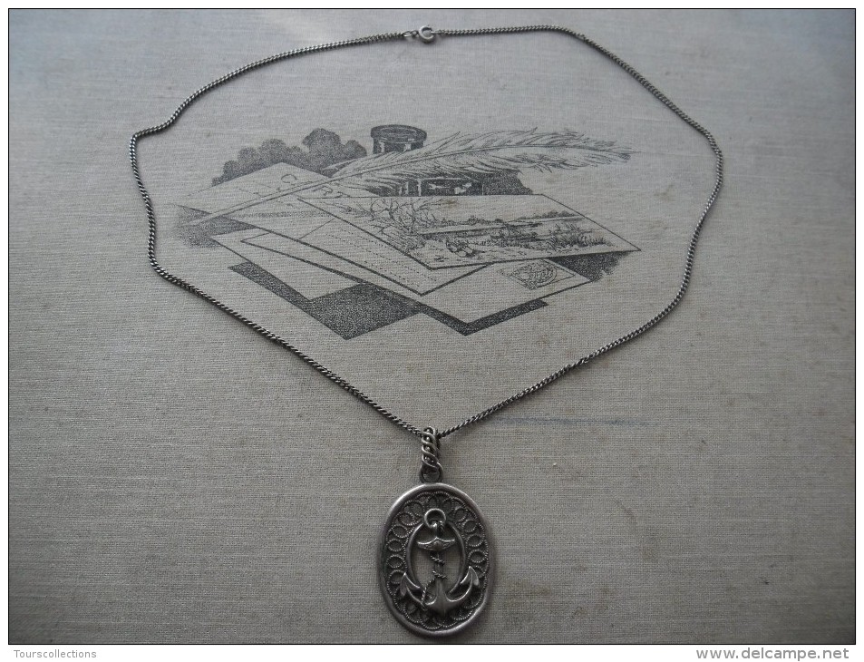 Superbe Médaillon Et Chaine ANCRE MARIN - Période 1900 -1930 ? Joli Travail De Ciselage Ajouré Et Relief Collier Marine - Pendentifs