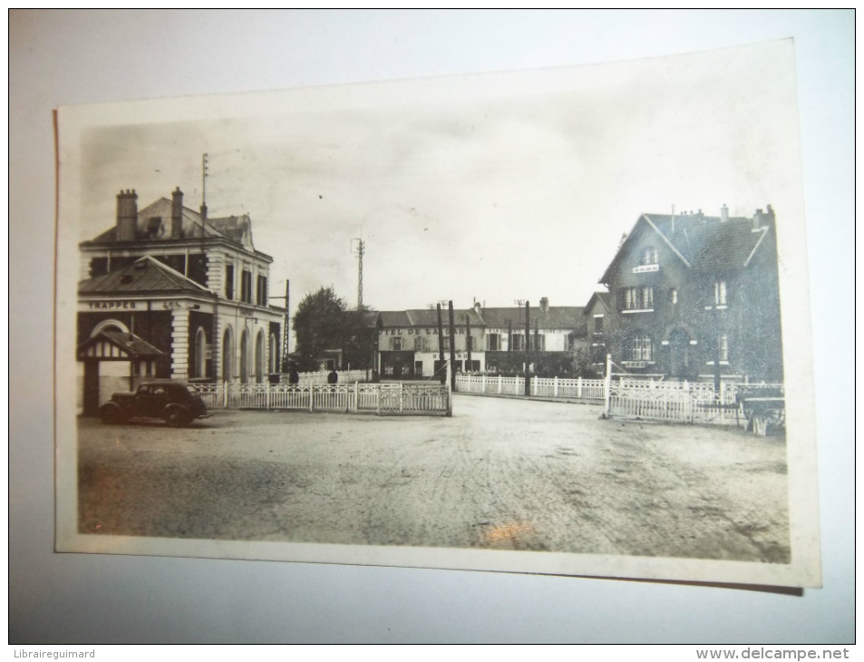 2ueg - CPA N°9-4-38 - TRAPPES - Place De La Gare - [78] - Yvelines - Trappes