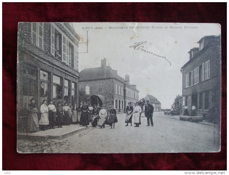 SDV414-10  - ERVY - BOULEVARD DES GRANDS FOSSES ET MAISON MEUNIER - Ervy-le-Chatel