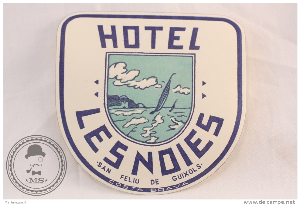 Hotel Lesnoies, Costa Brava - Spain - Original Vintage Luggage Hotel Label - Sticker - Etiketten Van Hotels