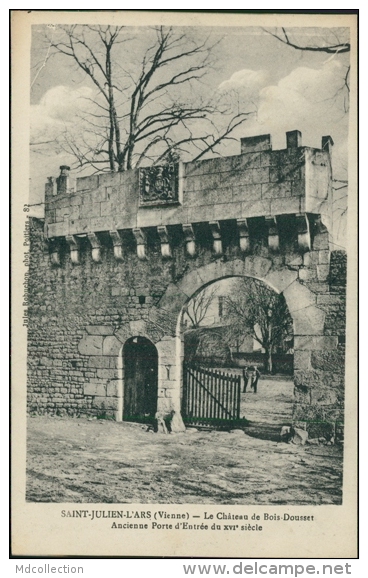 86 SAINT JULIEN L'ARS / Le Château De Bois-Dousset, L'Ancienne Porte D'Entrée / - Saint Julien L'Ars