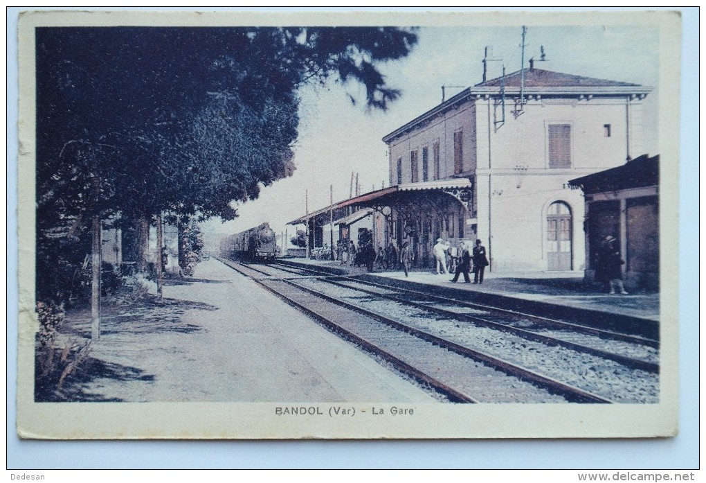 CPA Bandol Var La Gare - Animé Train 1938 - FA01 - Bandol