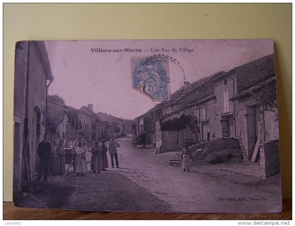 VILLIERS-SUR-MARNE (HAUTE MARNE) GUDMONT-VILLIERS. UNE RUE DU VILLAGE. - Other & Unclassified