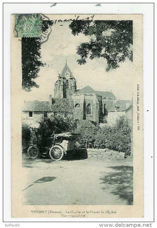 VIVONNE - Le Clocher Et Le Chevet De L´Eglise - Vue Prise à L´Est ( AUTOMOBILE ) - Vivonne