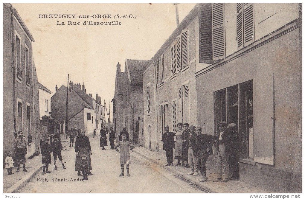 BRETIGNY Sur ORGE - La Rue D'Essouville - Bretigny Sur Orge