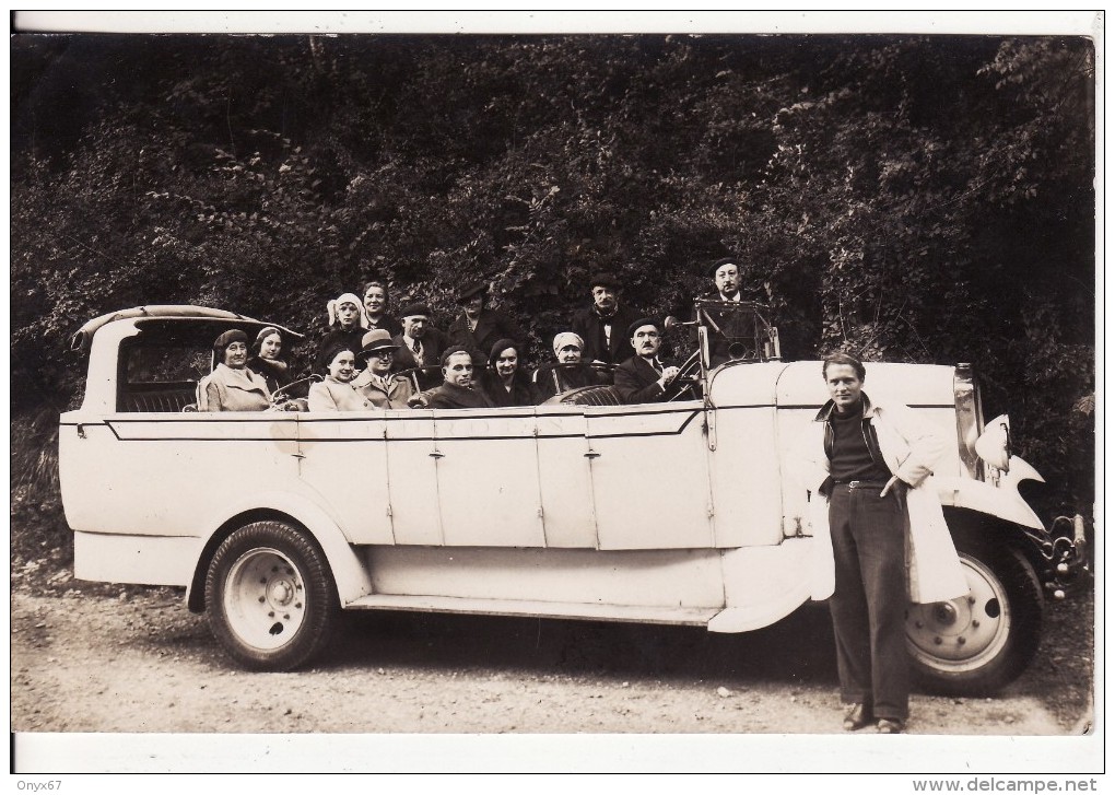 Carte Postale Photo AUTOMOBILE-BUS-AUTOCAR A SITUER A LOCALISER ?? - Bus & Autocars