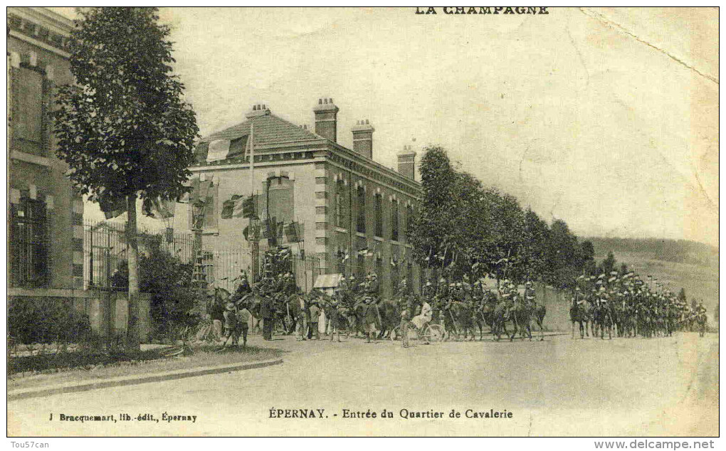 EPERNAY - MARNE  (51) - PEU COURANTE CPA TRES ANIMEE DE 1919. - Epernay