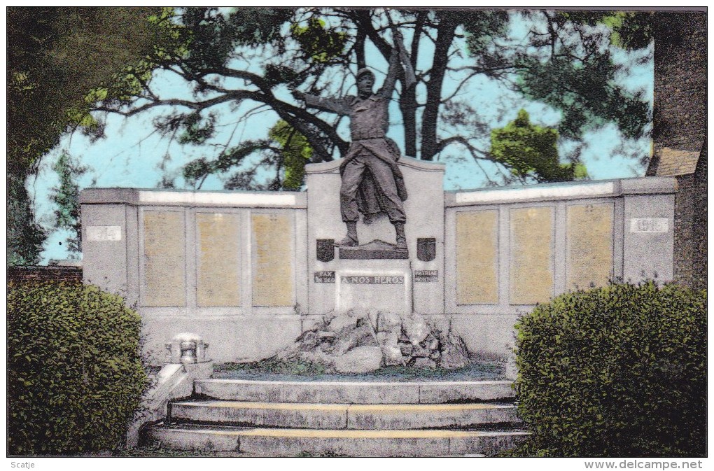 Ploegsteert.  Monument Aux Morts;  1914-1918 - Komen-Waasten