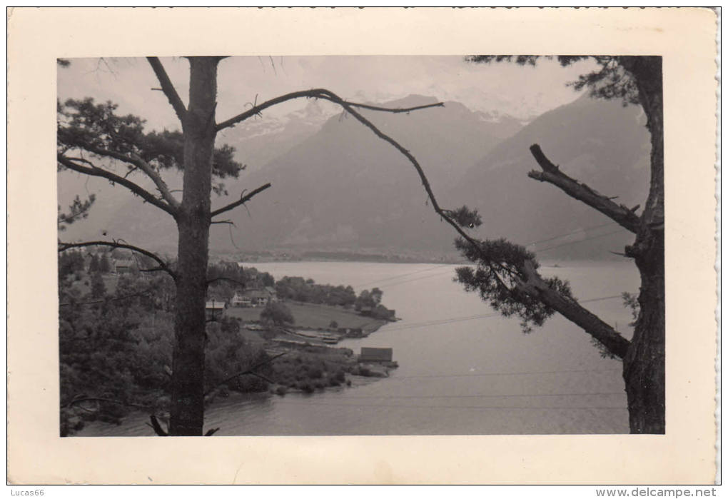 1940 CIRCA PHOTO DU LAC DES 4 CANTONS - SUISSE - Lieux