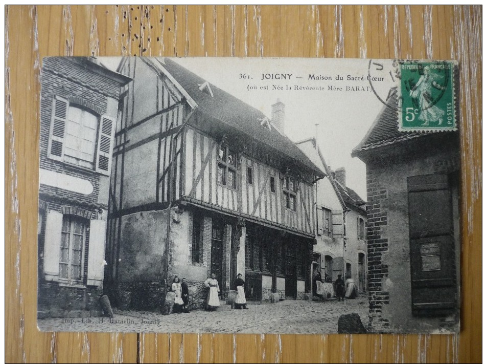 CPA ANIMEE JOIGNY - MAISON DU SACRE COEUR- - Joigny