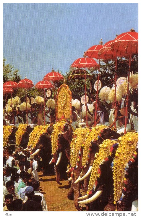 Pooram - India