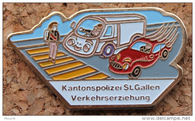 KANTONSPOLIZEI ST GALLEN SCHWEIZ - VERKEHRSERZIEHUNG - PIETONS - VOITURE - POLICE CANTONALE DE ST GALL  -    (5) - Policia