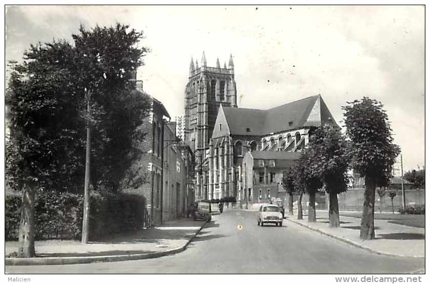 Pas De Calais  - Ref A455  -aire Sur La  Lys - La Collegiale Saint Pierre - Carte Bon Etat - - Aire Sur La Lys