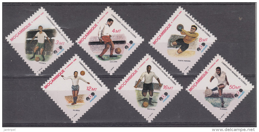 MOZAMBIQUE  1986     SOCCER   SET  MNH - 1970 – Mexico