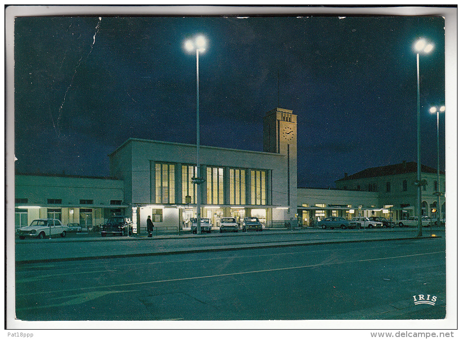 GARES - CLERMONT FERRAND 63  - La Gare De Nuit - - CPSM CPM 1984 - Puy De Dôme - Stazioni Senza Treni