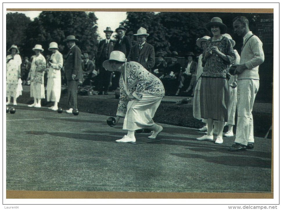 (PH 639) Bowling Competition (repro) - Boliche